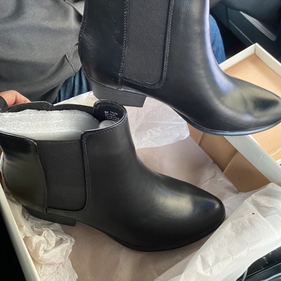 Ankle Boots - Picture 3 of 4